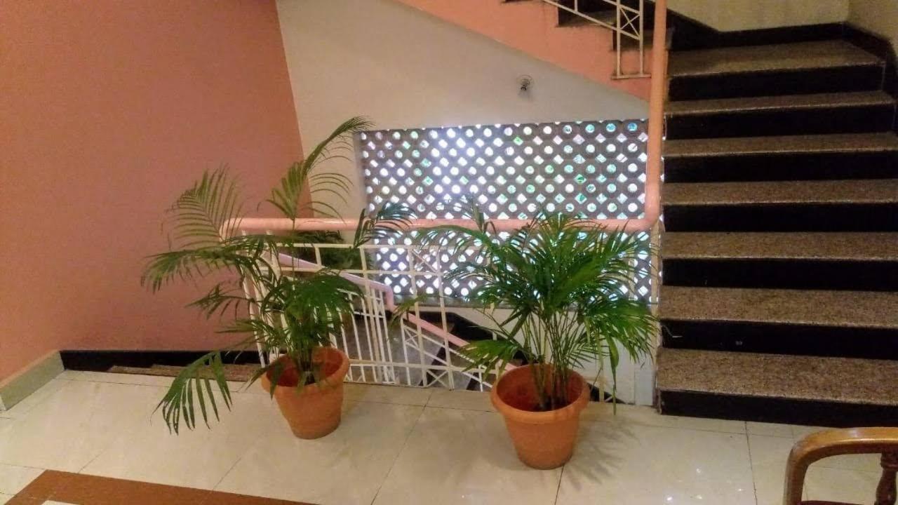 Gunrock Manor Hotel Secundurabad Kültér fotó